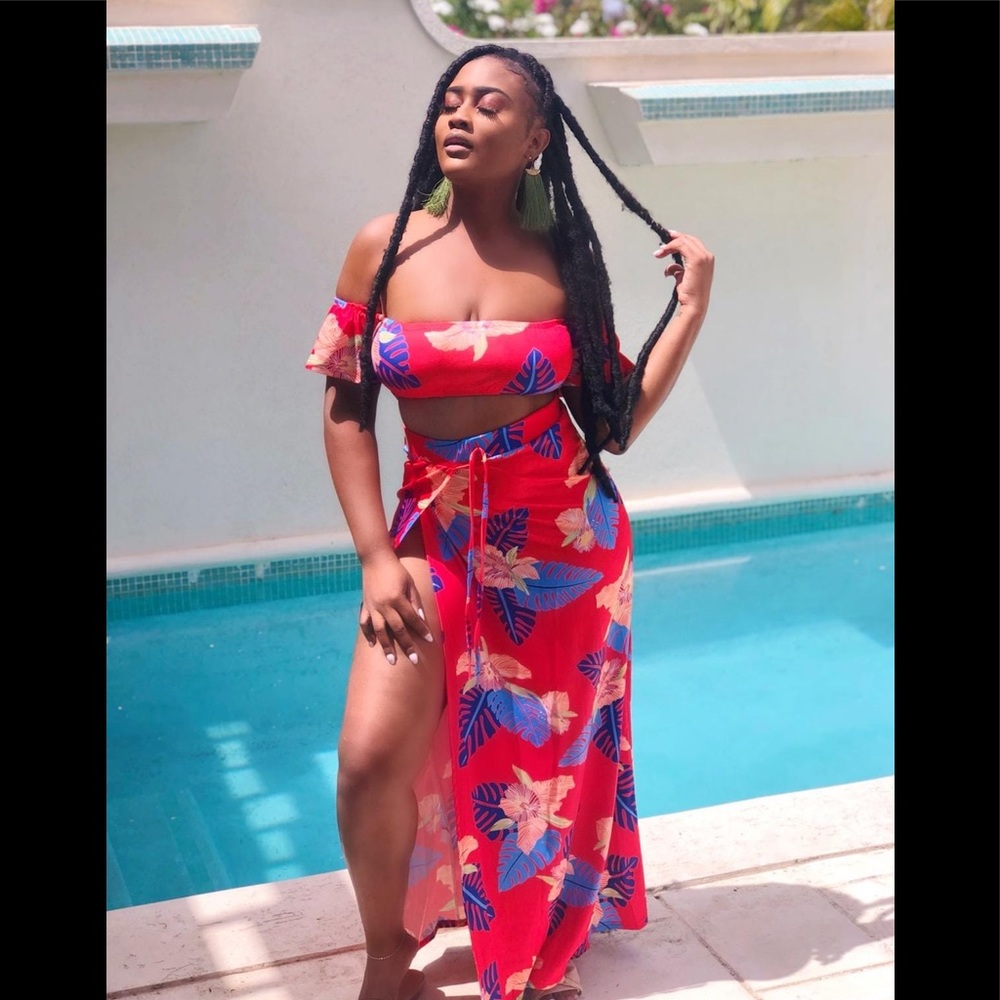 Princiana’s Floral two piece skirt set